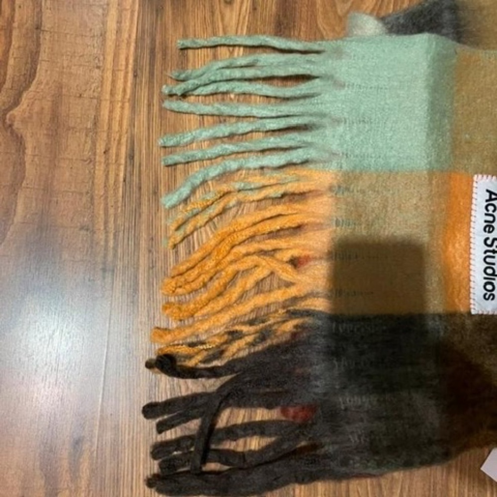 Acne studios scarf - Picture 4 of 4